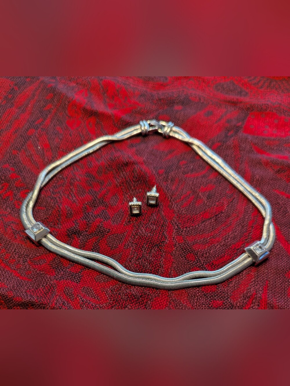 Silver Snake Chain Necklace with Square Stud Earrings - Silver